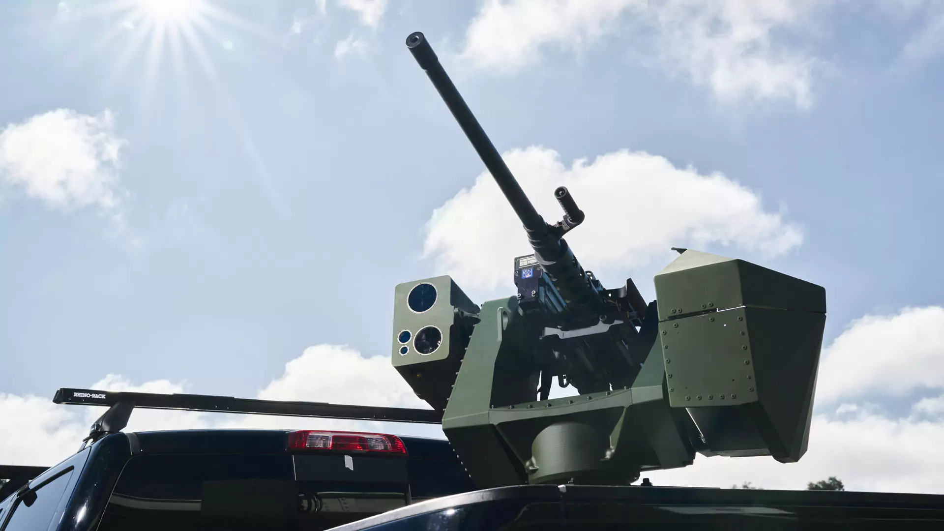 EOS R150 Defence